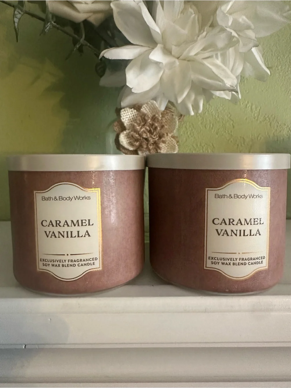 Bath & Body Works Caramel Vanilla Soy Wax Candle Bundle (2)